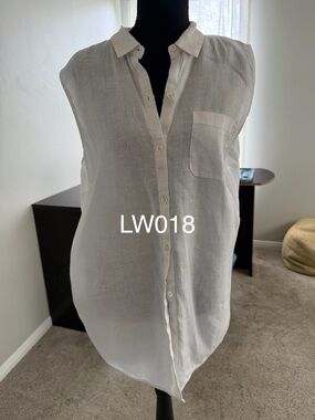 Lightweight White Sleeveless Button-Down Shirt